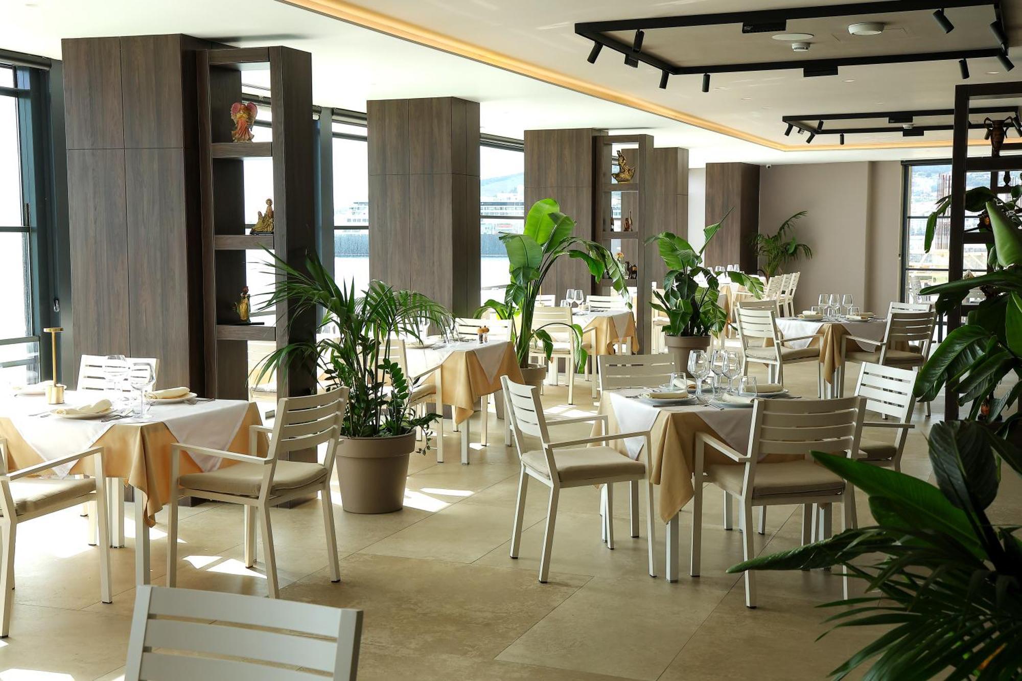 Joelle Premium Hotel Sarandë Exteriör bild